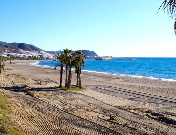 Playa de Las Marinicas carboneras mar mediterraneo