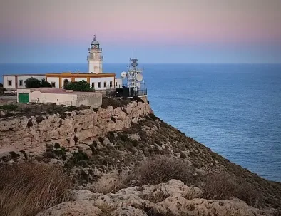 Faro de Mesa Roldan Carboneras Cabo de Gata