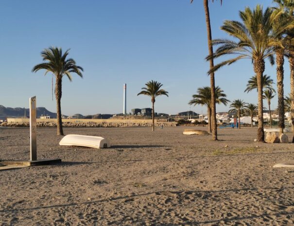 Playa Los Barquicos - Los Cocones carboneras mar mediterraneo