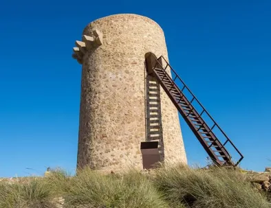 Torre del Rayo-Entrada